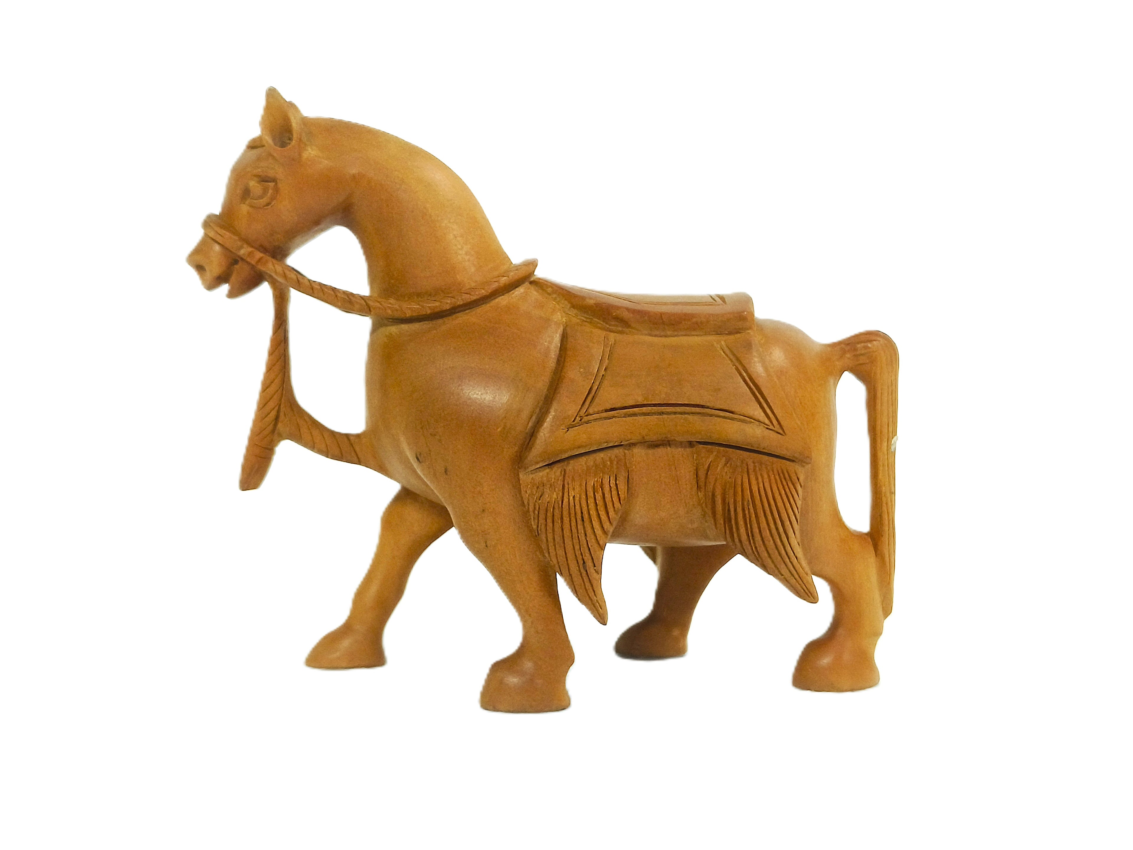 Heritage Grace – Hand-Carved Wooden Horse Sculpture