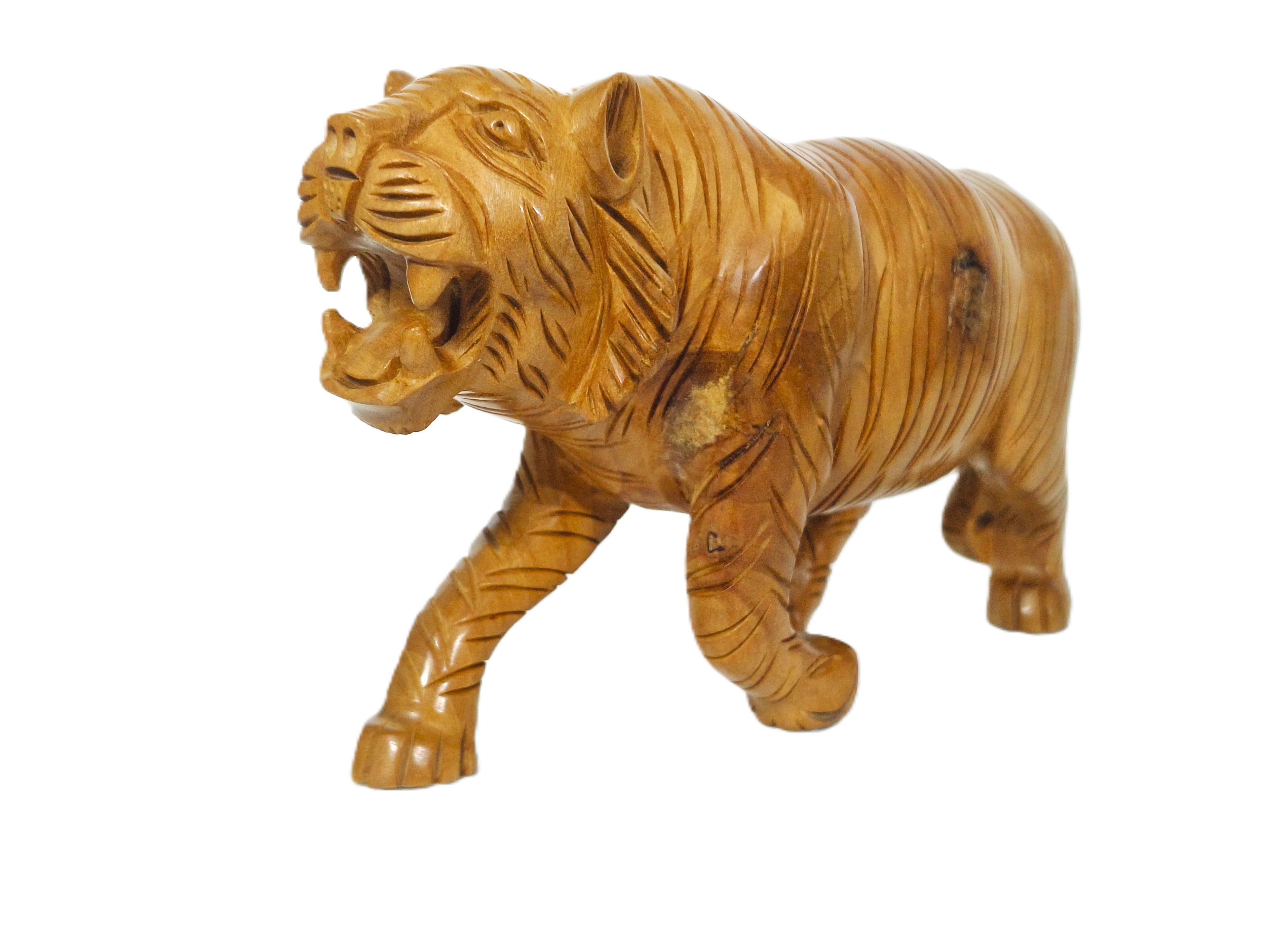 Handcrafted Wooden Tiger Figurine – Decorative Wild Animal Sculpture