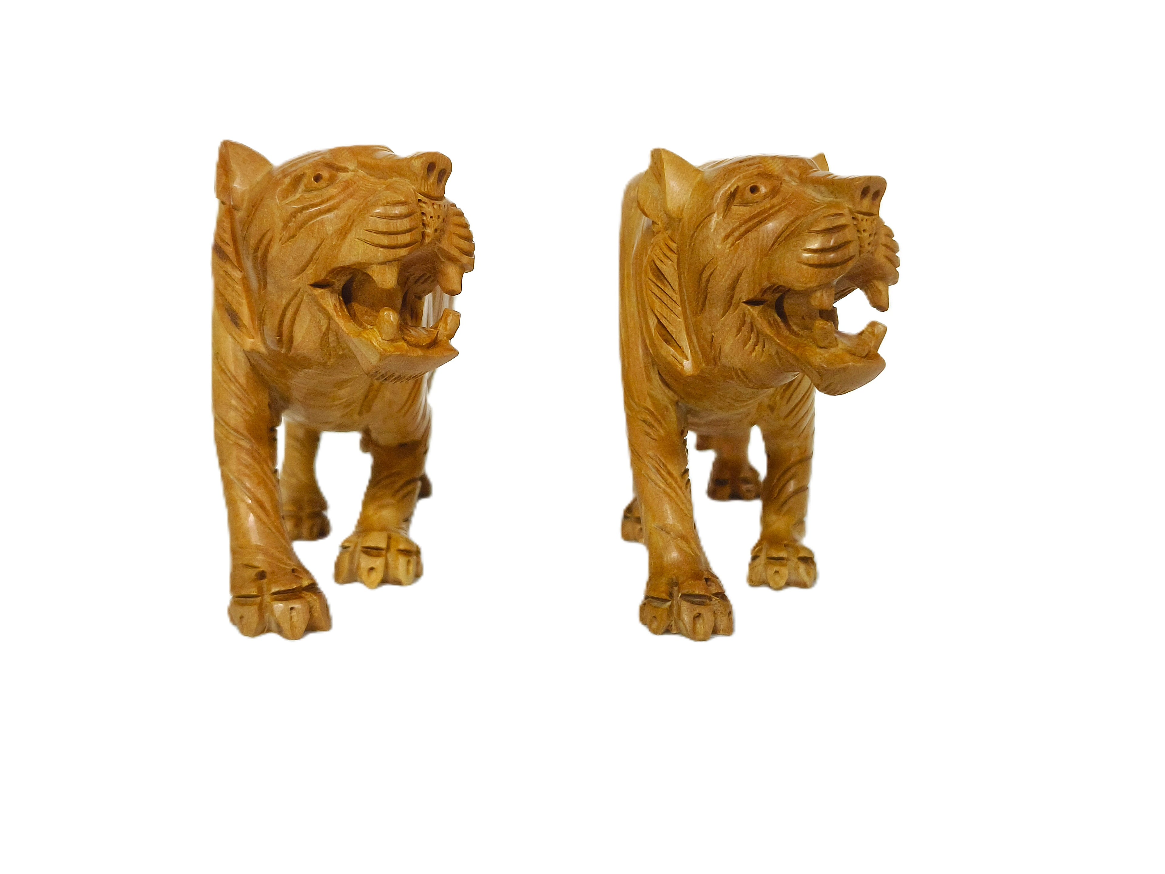 Elegant Wooden Tiger Decor Set – Handmade Carved Wildlife Sculptures