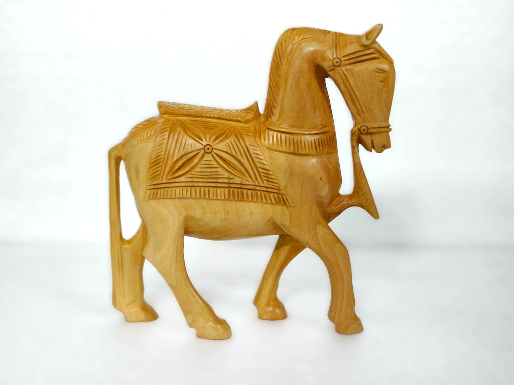 Rustic Wooden Horse Sculptures – Decorative Handmade Animal Figurines