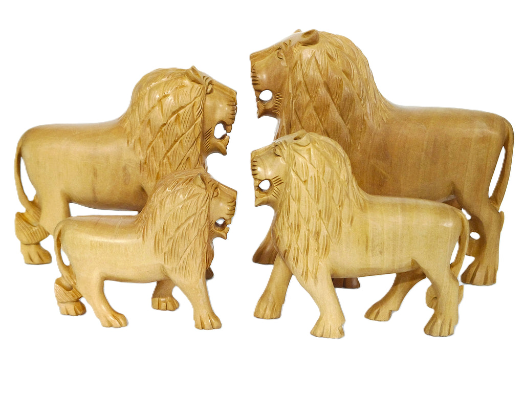 Handcrafted Wooden Lion Family Figurine Set – Decorative Wildlife Sculpture Collection
