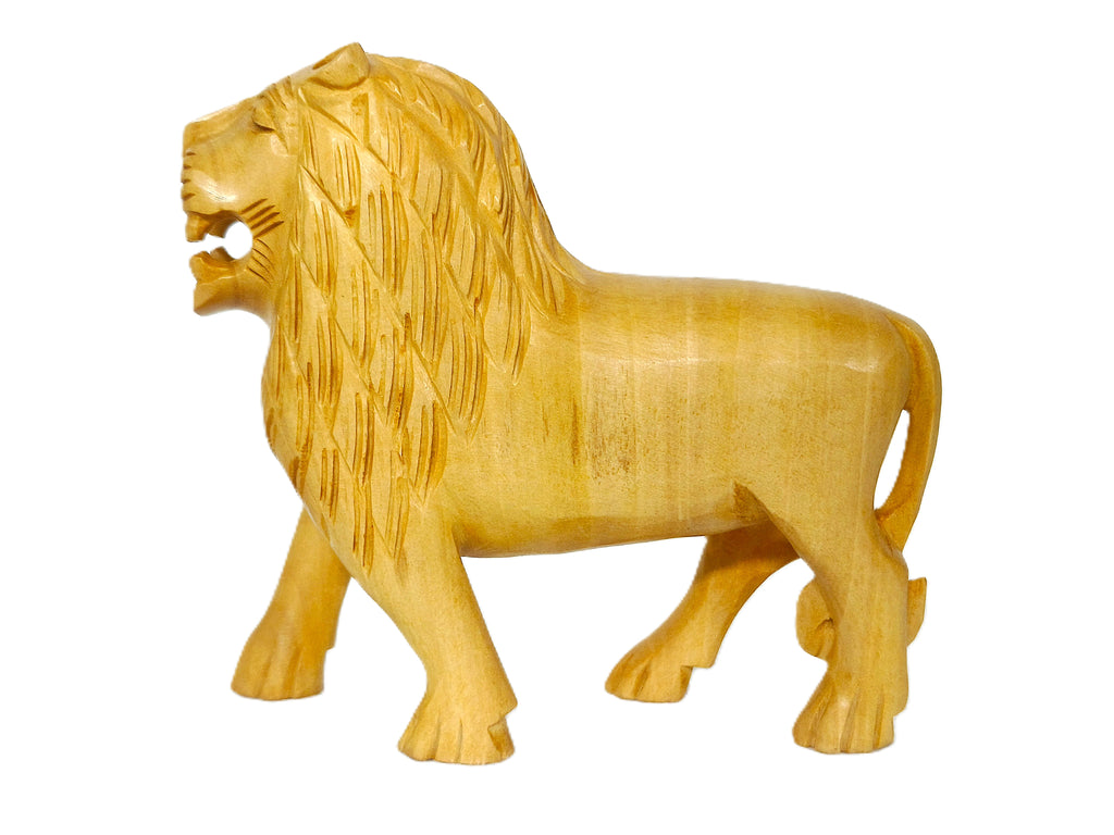 Handcrafted Wooden Lion Family Figurine Set – Decorative Wildlife Sculpture Collection
