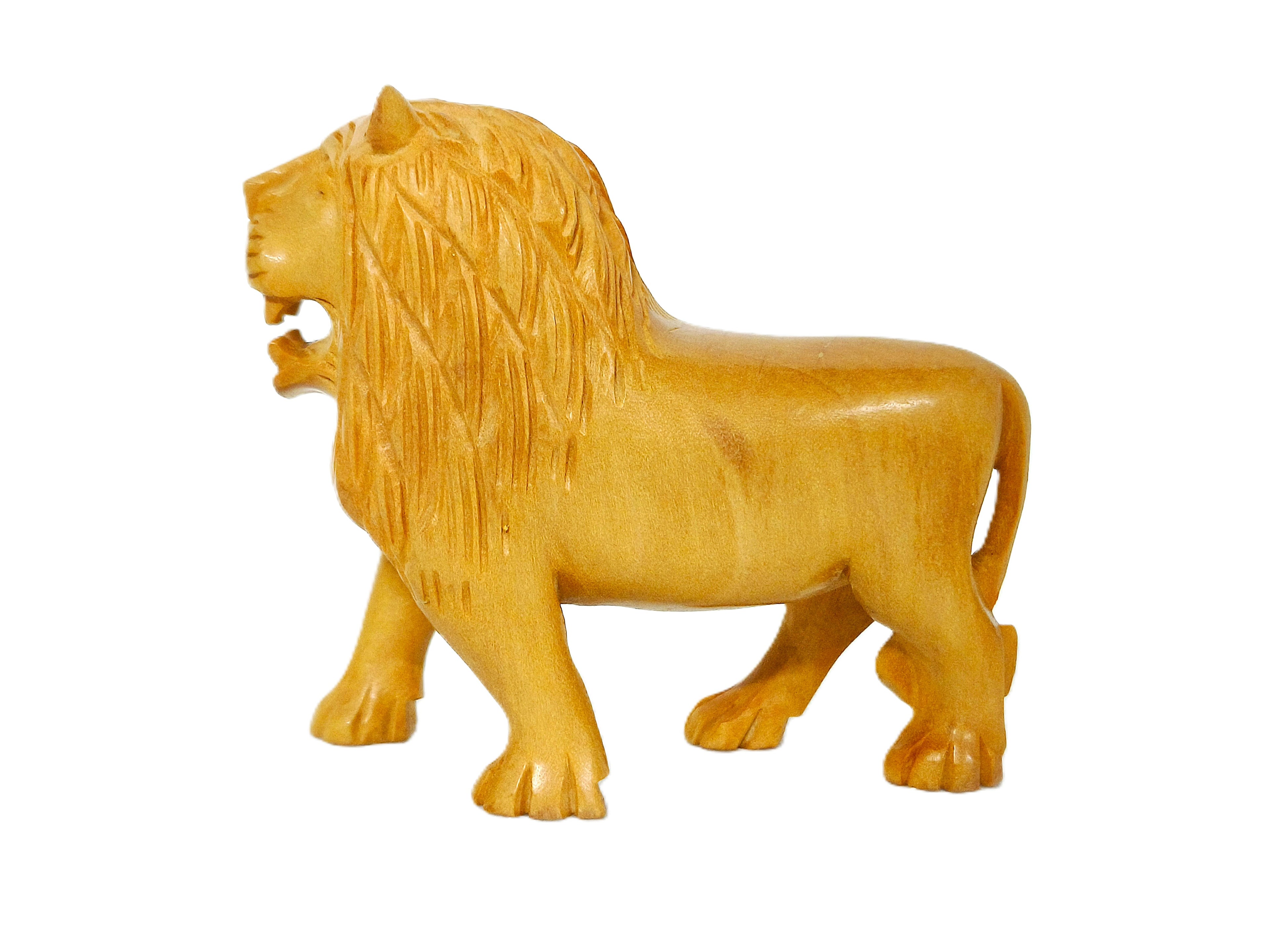 Handcrafted Wooden Lion Family Figurine Set – Decorative Wildlife Sculpture Collection